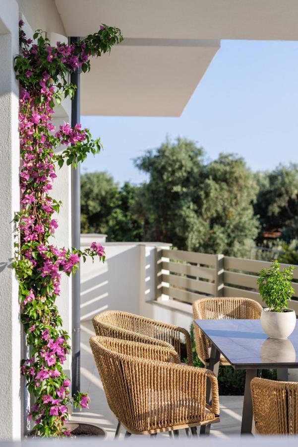 Helia All Seasons Apartments Astris Buitenkant foto
